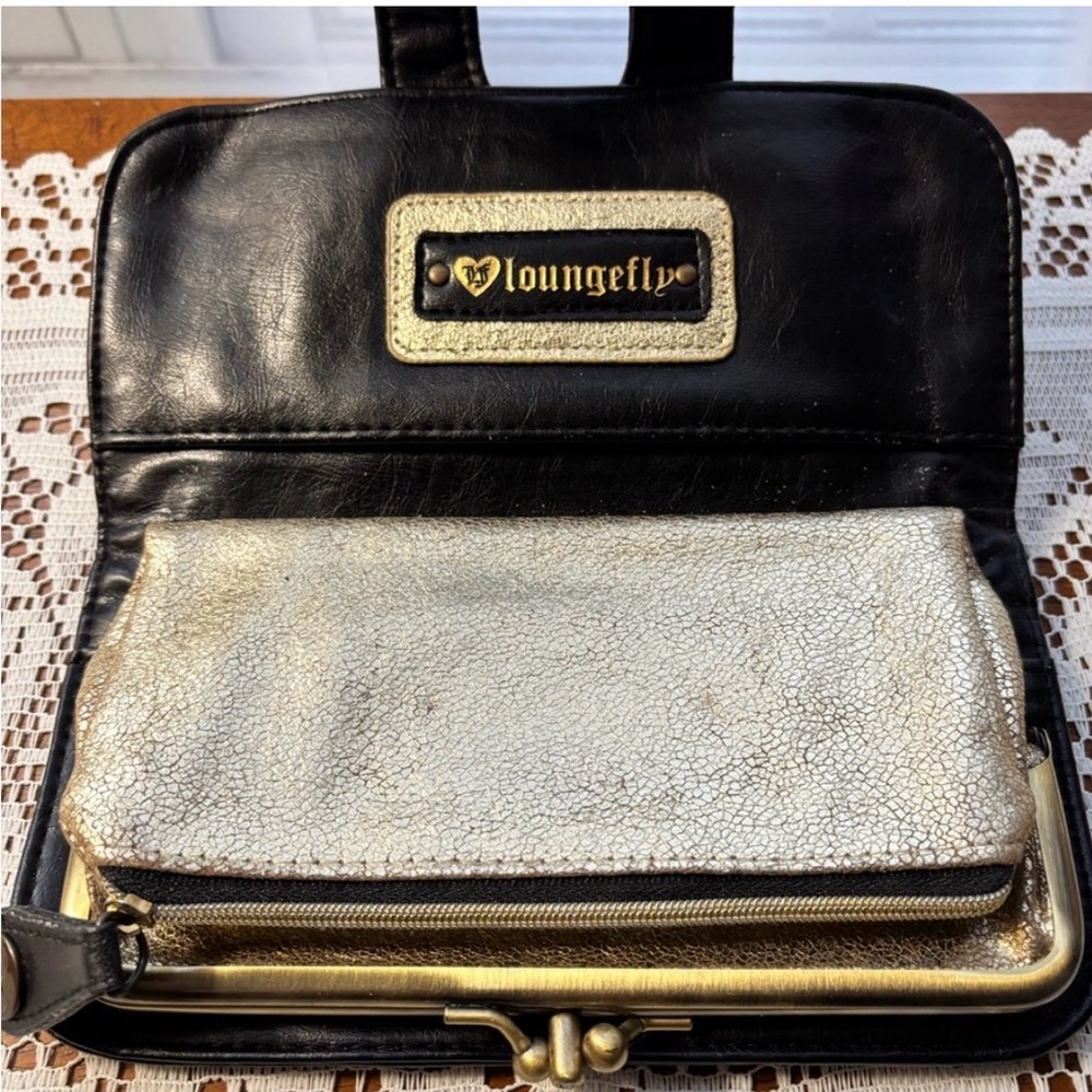 Loungefly Black and Gold Skull Wallet - Picture 3 of 6